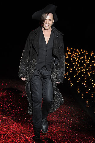 John Galliano / - 2009-2010